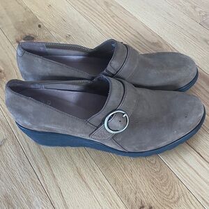 Dansko Brown Loafers wedges with Buckle